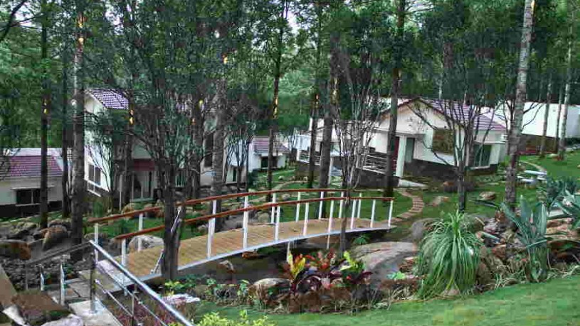 Exterior View of Resort Near Shervarayan Temple